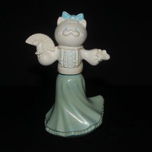 Vintage Avon Felina Fluffles Pink & Pretty Kitty Perfume Bottle